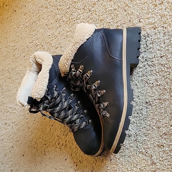 Time and Tru Shoes - Time and Tru women's boots